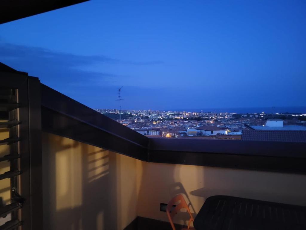 Casa Vacanza Lmt Aci Catena Exterior foto